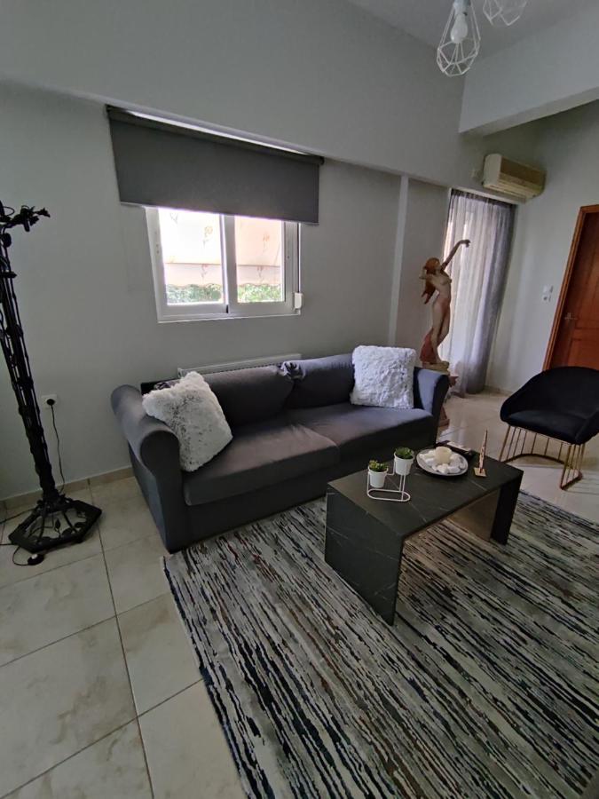 D&D Apartment Pírgos Eksteriør billede