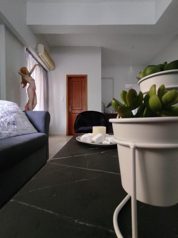 D&D Apartment Pírgos Eksteriør billede